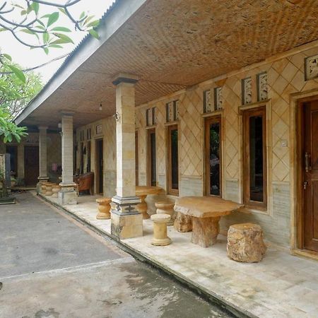 Hotel Kampoeng Drini Redpartner Brono Extérieur photo