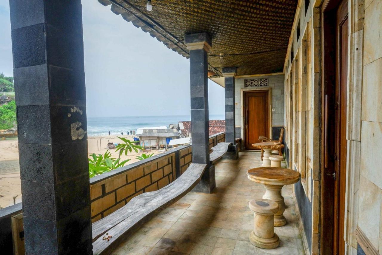 Hotel Kampoeng Drini Redpartner Brono Extérieur photo