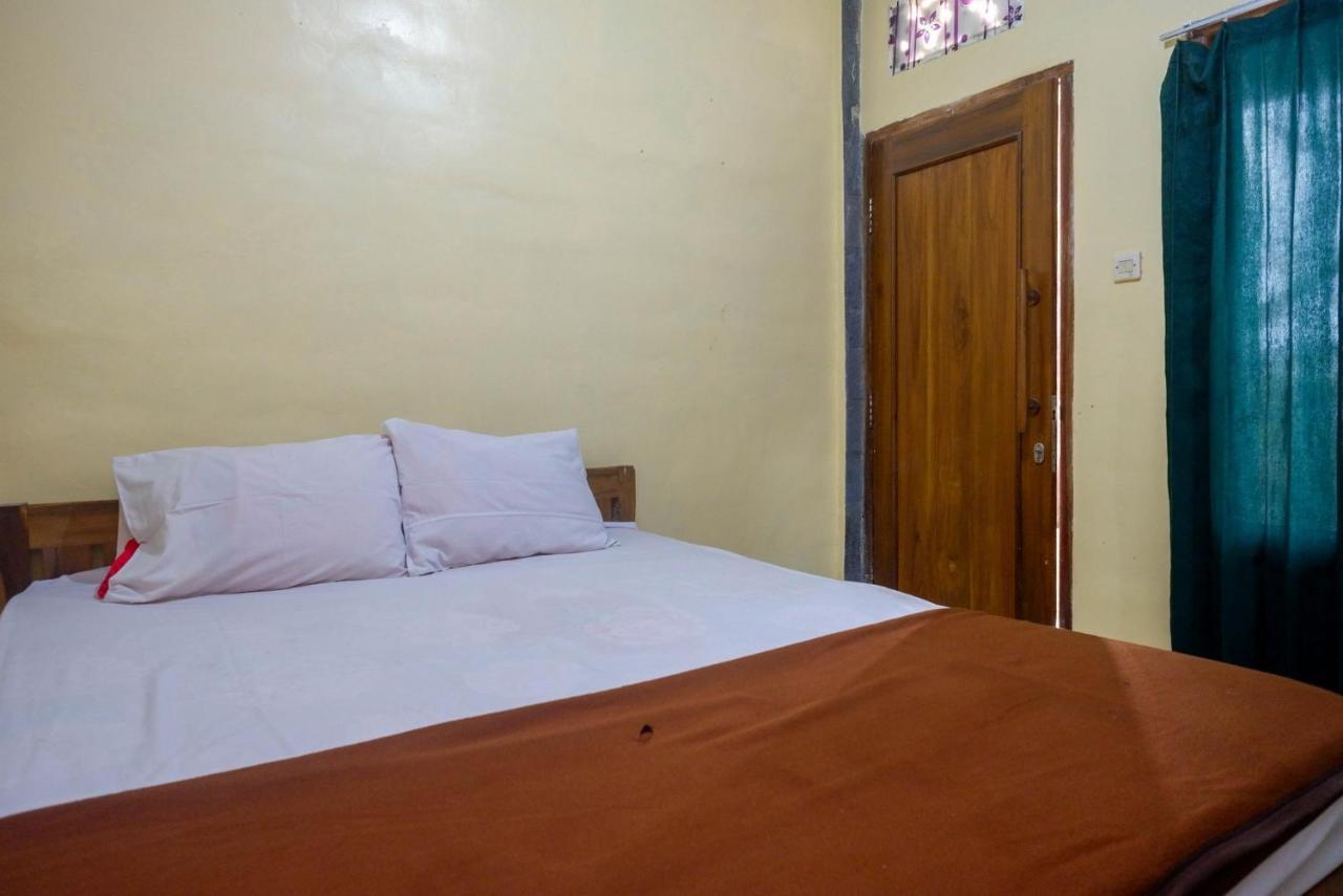 Hotel Kampoeng Drini Redpartner Brono Extérieur photo